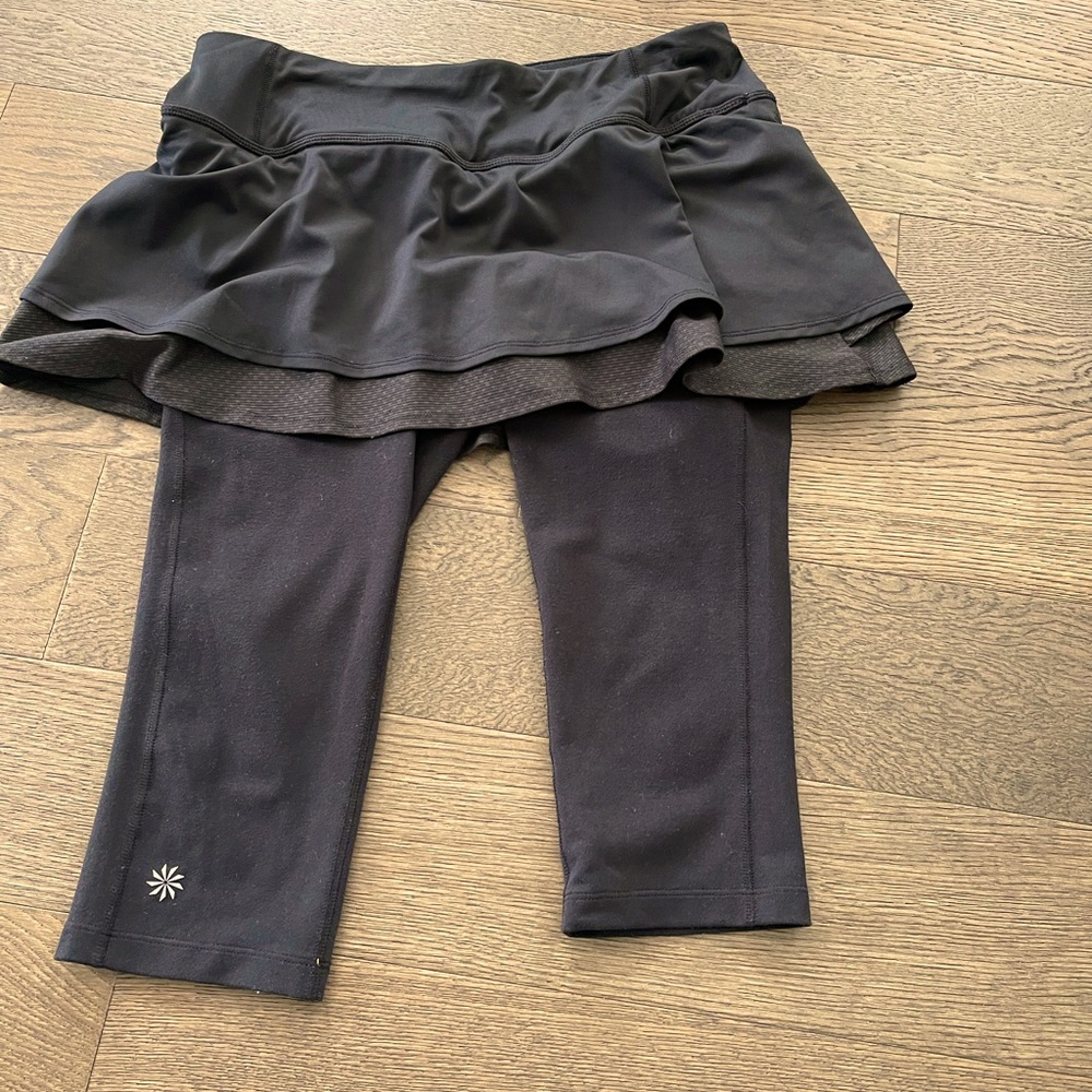 Athleta tennis skirt with capri leggings